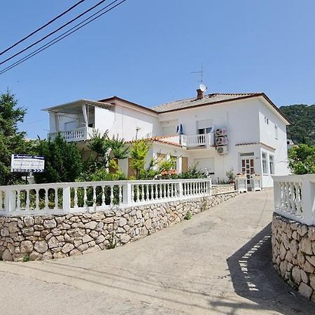 Villa Rab Robert Barbat na Rabu Экстерьер фото